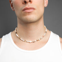Load image into Gallery viewer, Insel cream pearl and shell necklace

