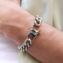 Load image into Gallery viewer, classic rounded curb chain bracelet in steel
