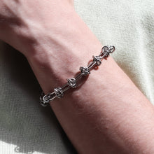 Load image into Gallery viewer, Gluck silver knot chain adjustable bracelet
